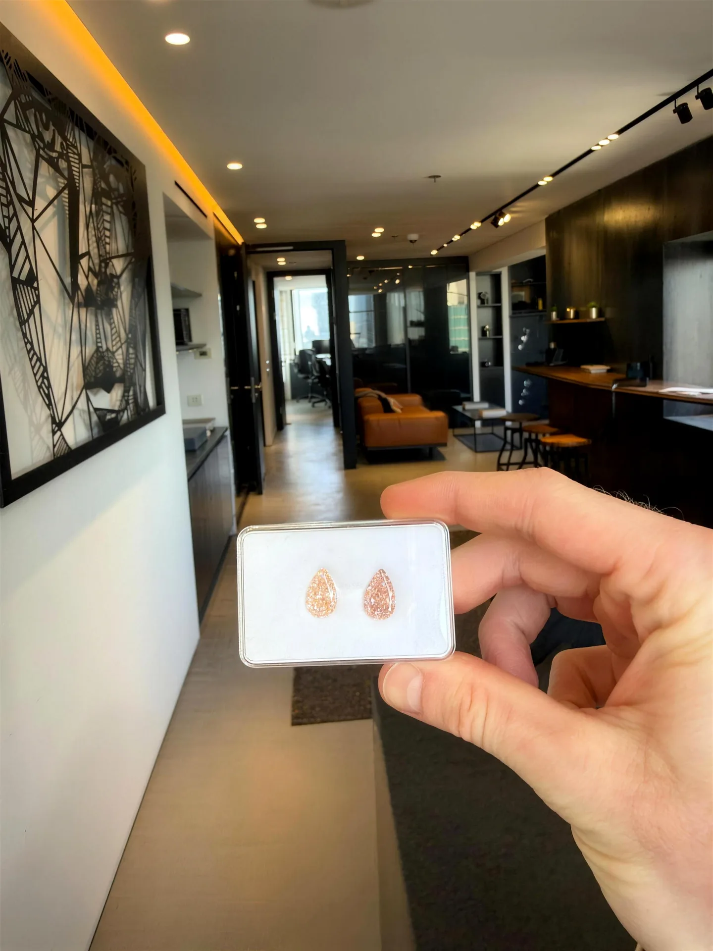 Selected stones at the DAZZ offices at the Israel Diamond Exchange